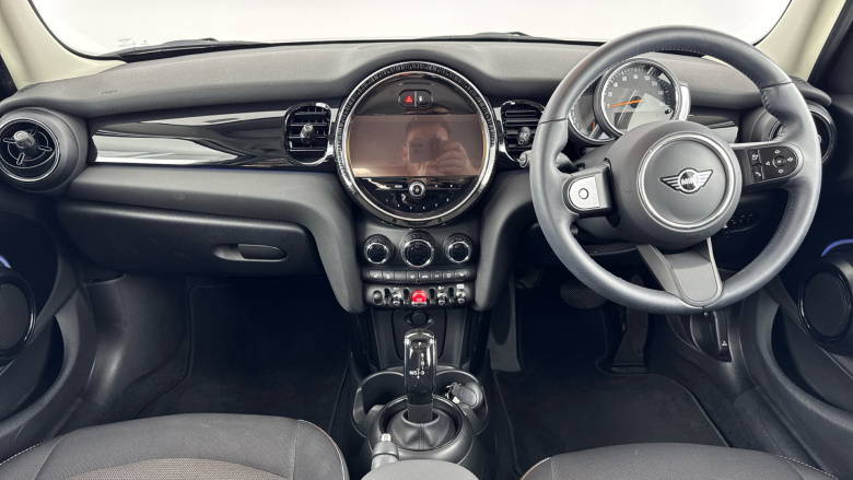 MINI Hatchback 1.5 Cooper Classic 5dr Auto Petrol Hatchback